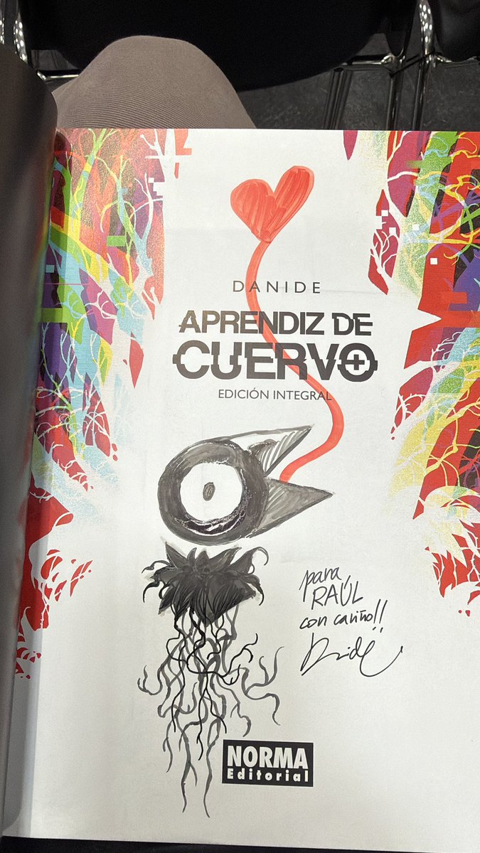 3dyanimacion's tweet photo. Joyitas que nos llevamos de @COMIC_bcn hoy! Del stand de @NormaEditorial nos llevamos la dedicatoria de Danide y Fernando Blanco! Grandes! https://t.co/BmD3dC9Ucp