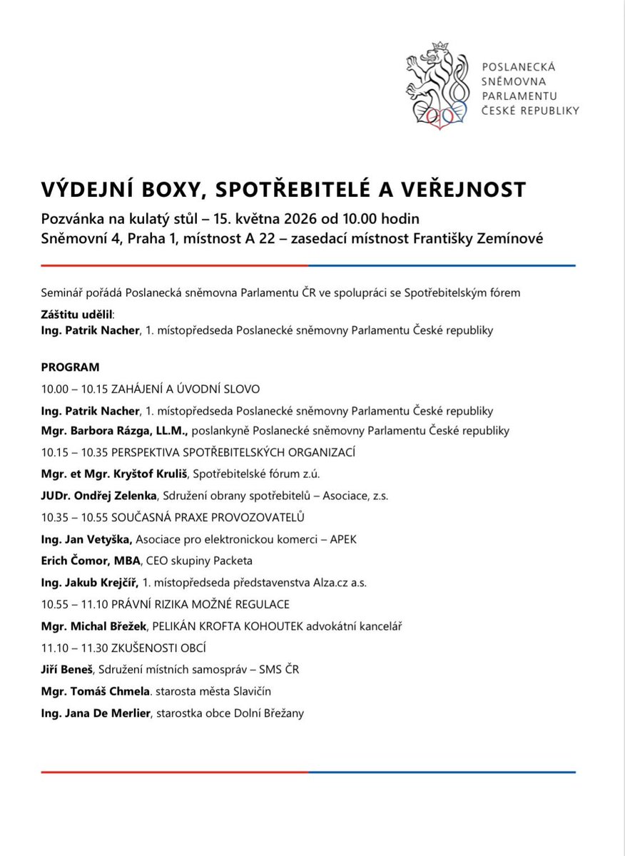 PatrikNacher's tweet photo. 🗣️ Kulatý stůl s názvem „Výdejní boxy, spotřebitelé a veřejnost” 

Paralelně s jednáním pléna dnes v Poslanecké sněmovně probíhal rovněž kulatý stůl věnující se z různých úhlů pohledu (především v kontextu připravované novely stavebního zákona) aktuální problematice výdejních boxů. 📦

Těch je dnes v České republice již 17 tisíc (pro srovnání, počet telefonních budek v době jejich největšího rozmachu atakoval 30 tisíc), hustota sítě výdejních boxů v ČR patří k nejvyšším v Evropě. 📈 Při online nákupech je dnes preferuje bezmála 75 % Čechů, boxy odbaví 100 milionů zásilek ročně. 

Gró debaty spočívalo v nastiňování a posuzování argumentů pro a proti spojených s (ne)podřazením výdejních boxů pod rámec drobných staveb v připravované novele stavebního zákona. 📃 Z diskuze vyplynulo, že zdánlivě bezproblémová legislativní korekce by mohla způsobit řadu nežádoucích praktických komplikací, které by v konečném důsledku mohly zpomalit a celkově ztížit fungování celého řetězce. Zjednodušeně - vytvořit problém tam, kde dnes v naprosté většině případů není. 

Můj názor na celou záležitost je po dnešním semináři poměrně jasný - na výdejní boxy (a jejich instalaci a fungování) se již dnes vztahuje řada pravidel. Ze slov většiny přítomných zástupců měst a obcí vyplynulo, že komunikace (a odstraňování případných komplikací, objevujících se u nižších desítek z tisíců boxů) mezi provozovateli boxů a představiteli municipalit funguje na vysoké úrovni. Jsem proto spíše pro zachování (respektive kontinuální precizaci) stávajících pravidel a postupů, nikoliv pro zavádění dalších regulatorních požadavků. ❌