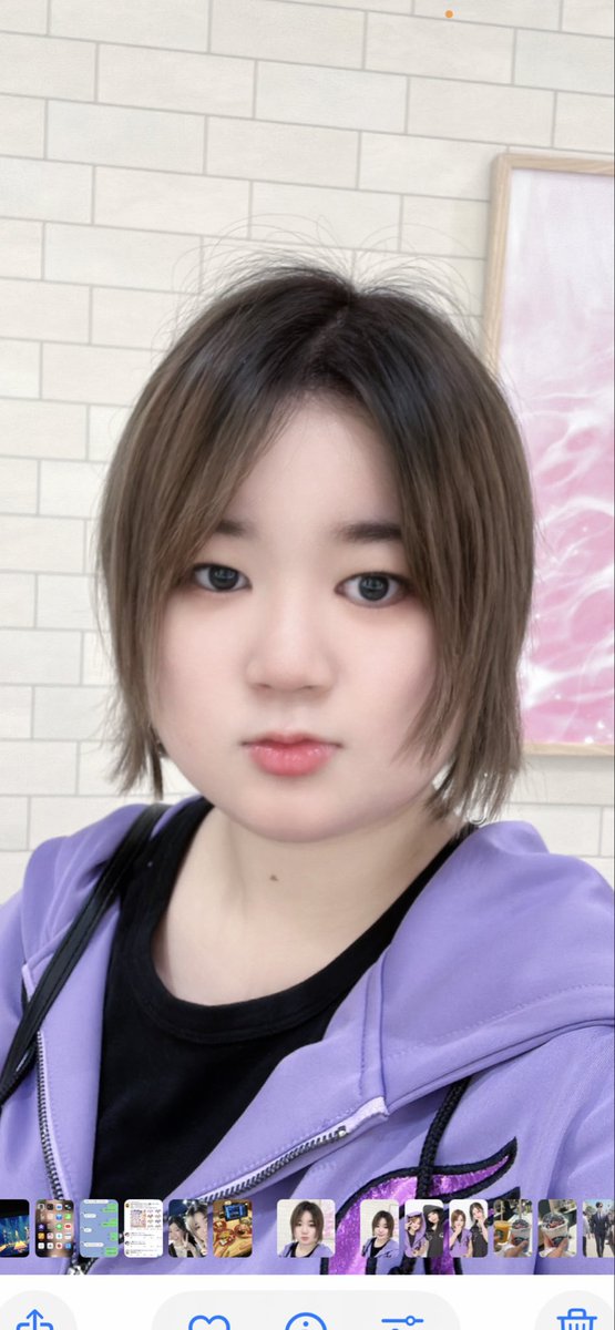 RIN_suzu8's tweet photo. どうしたら2年でこうなるんだよ笑笑
前の私、髪型、眉毛、目、鼻、輪郭全部どうなってんの笑
でもこの時はこれで良き！って思ってたんだよなー https://t.co/DJmCPKW1Dl