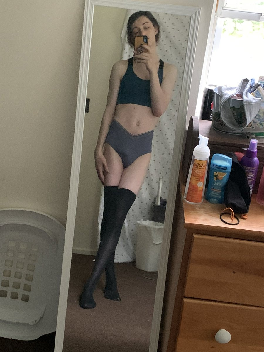 astersweet96's tweet photo. i’ve been sick for a few days, but i passed 3 years of HRT and i think something’s different now, i just can’t put my finger on it 🧐
Any thoughts? https://t.co/xq39nrhTrL