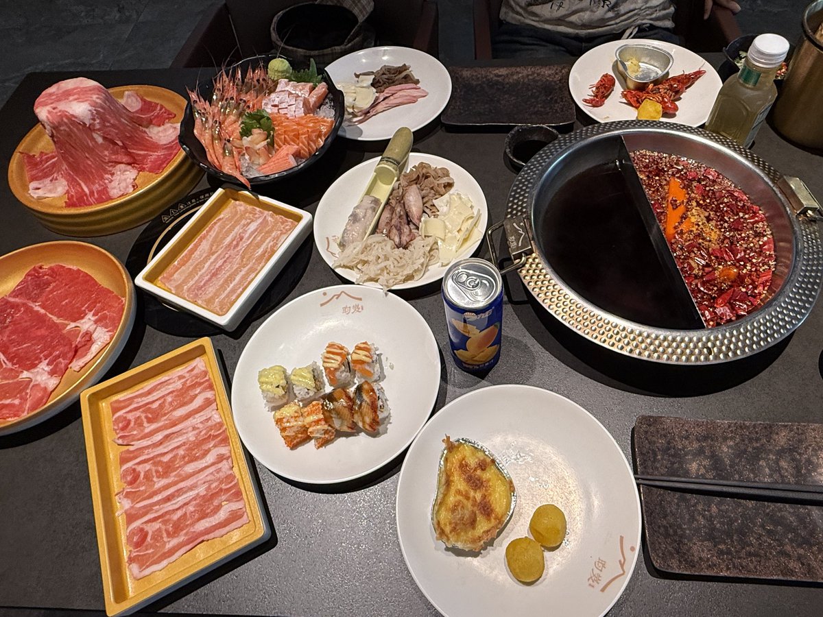 轰炸大鱿鱼 tweet media