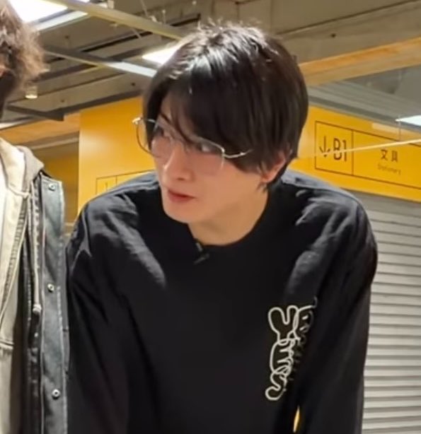 りん tweet media
