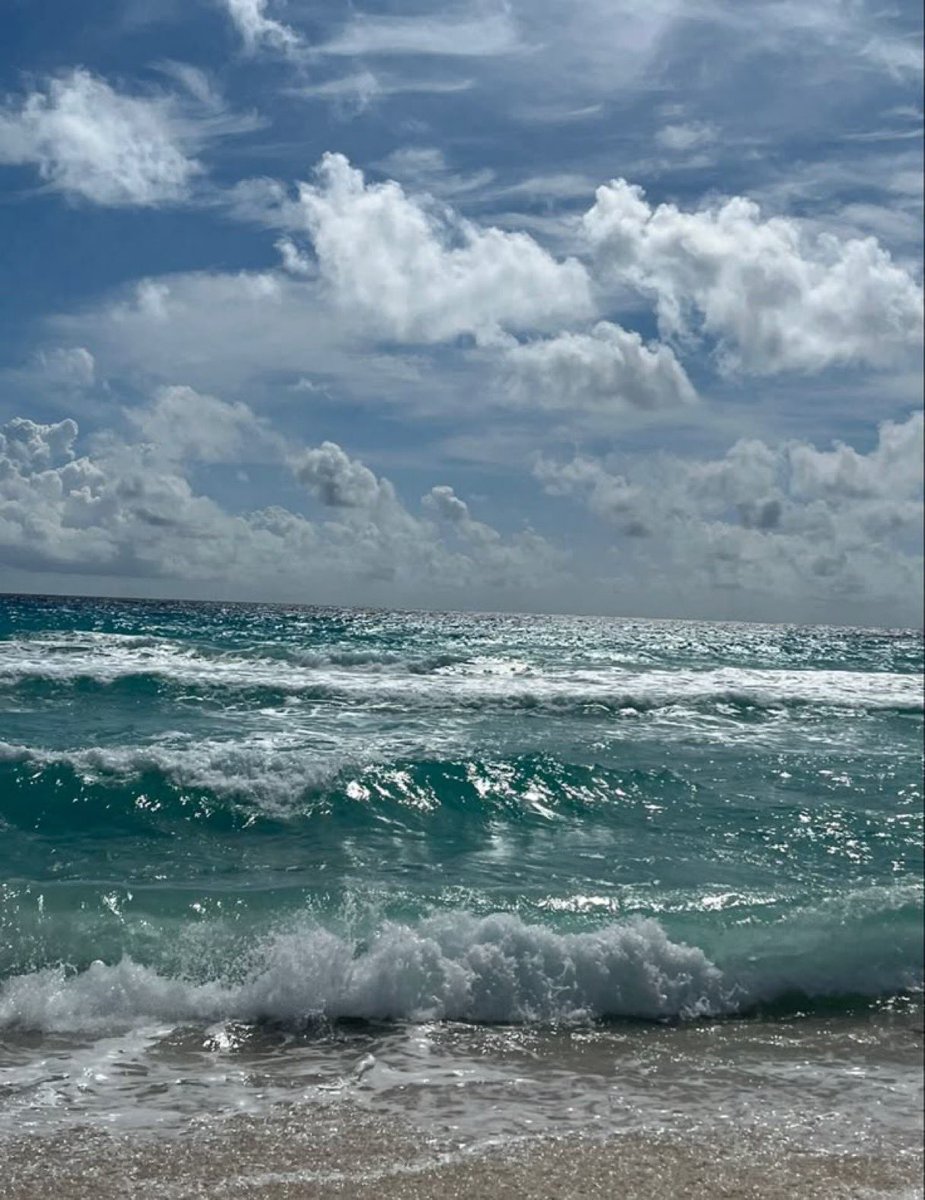 TKORuns's tweet photo. Friday quote… “What we know is a drop; what we don’t know is an ocean.” - Voltaire (Francois-Marie Arouet) https://t.co/uZXHezwJMv
