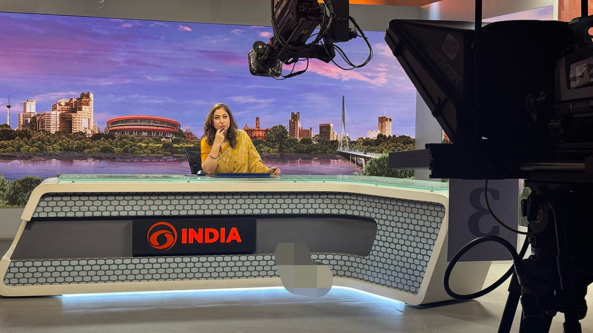 BhatSakal's tweet photo. Back here .. where I Belong . Back into the Game
#motherhoodbreak #workingmother #gratitude https://t.co/ZAyvMbRIRT