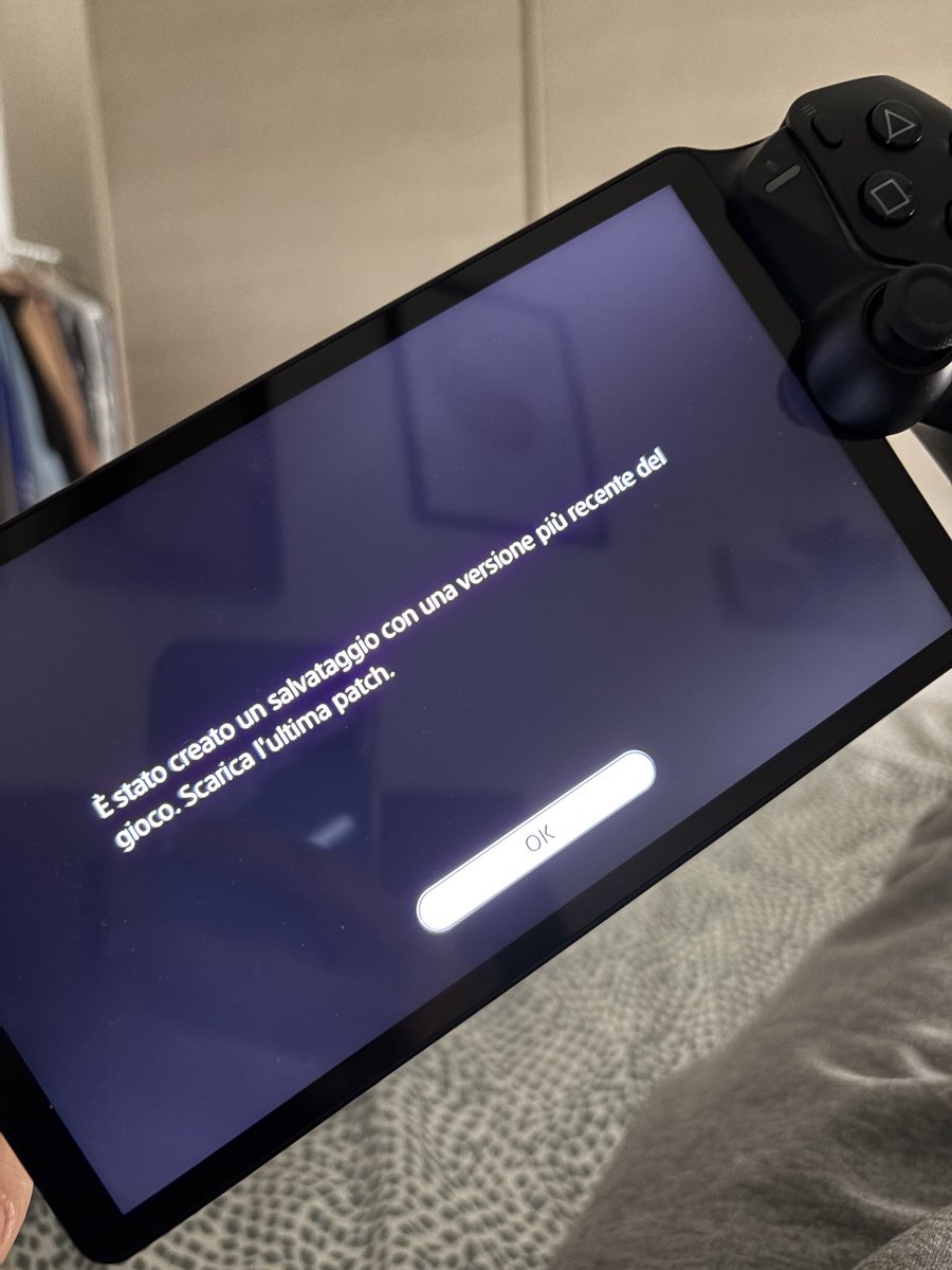 plomithehuge's tweet photo. @Housemarque Trying to stream Saros on my Portal. Updated version on my PS5. Unplayable 😞 https://t.co/s9T1oM6Uog