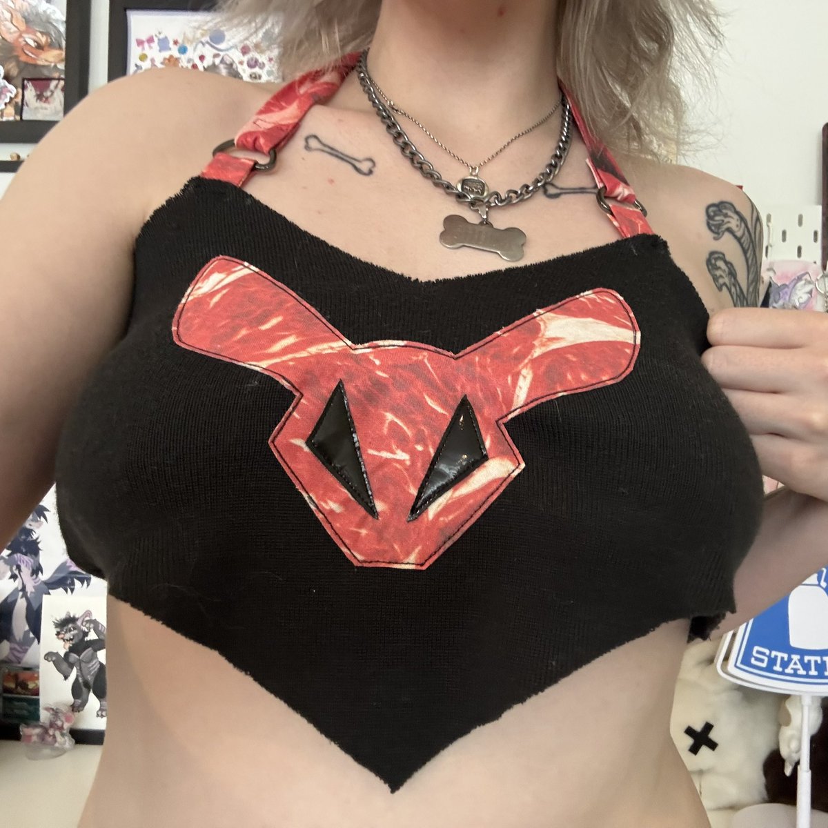 CanineHotline's tweet photo. bunny meat halter top 🐇🥩 https://t.co/mJCajfDcM8