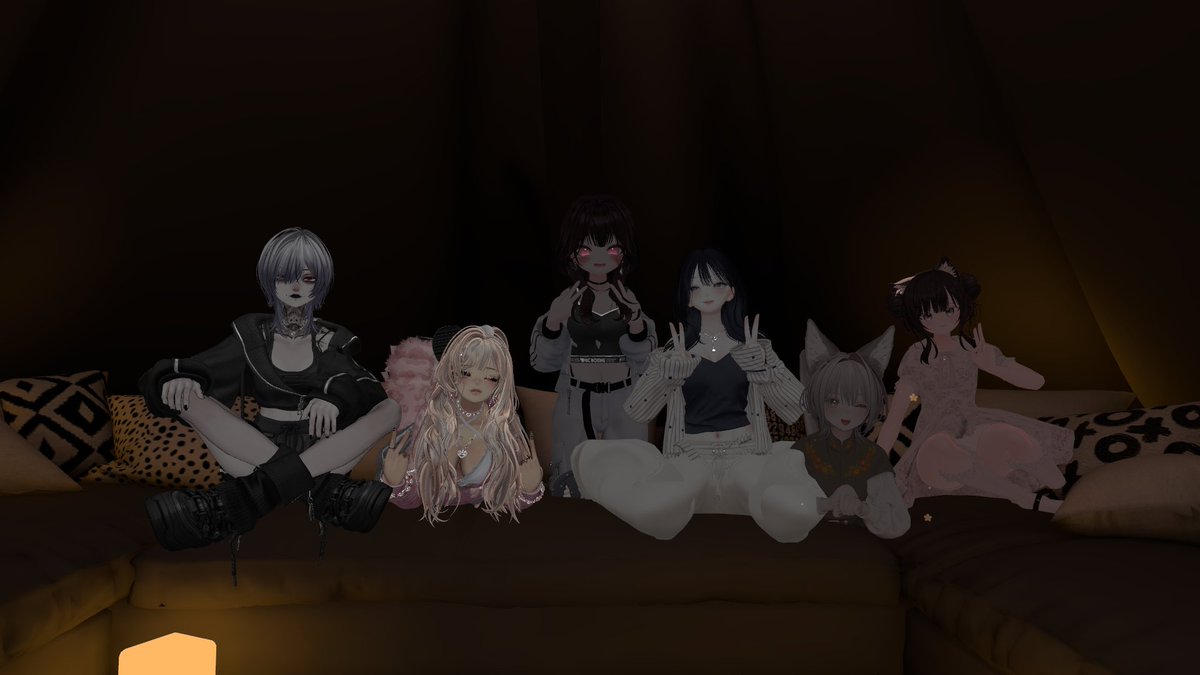ruchan_VRChat's tweet photo. 5月女子会💋💕
これからの出来事がまだまだありそうで、6月も楽しみです😊🫶 https://t.co/gn6dzZw84a