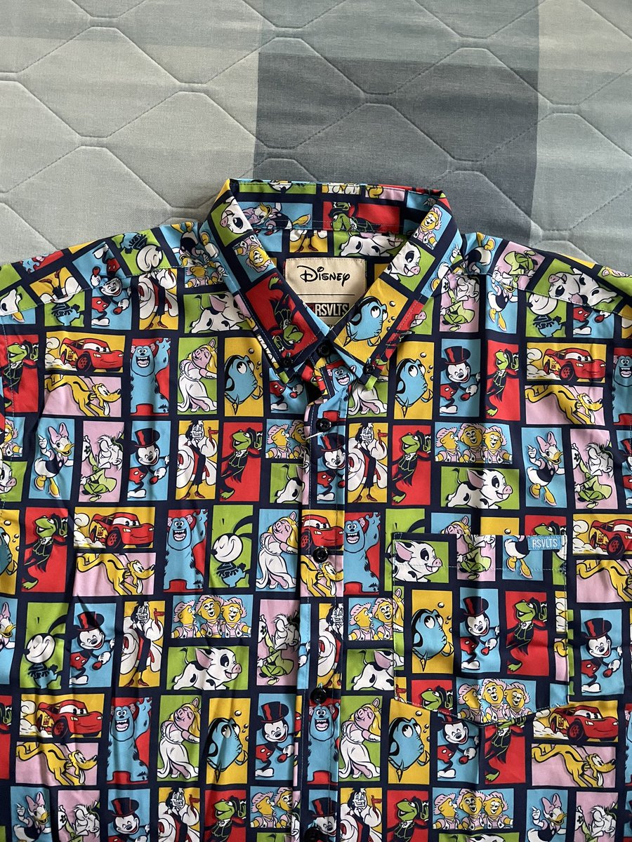 LouProsperi's tweet photo. My Disney Stuff: DISNEY RSVLTS Shirt

It should not be a surprise that I’m a member of D23, the Disney Fan Club. This (along with a few other goodies) was my D23 Gold Member gift for 2026. https://t.co/MBQPjEbE7X