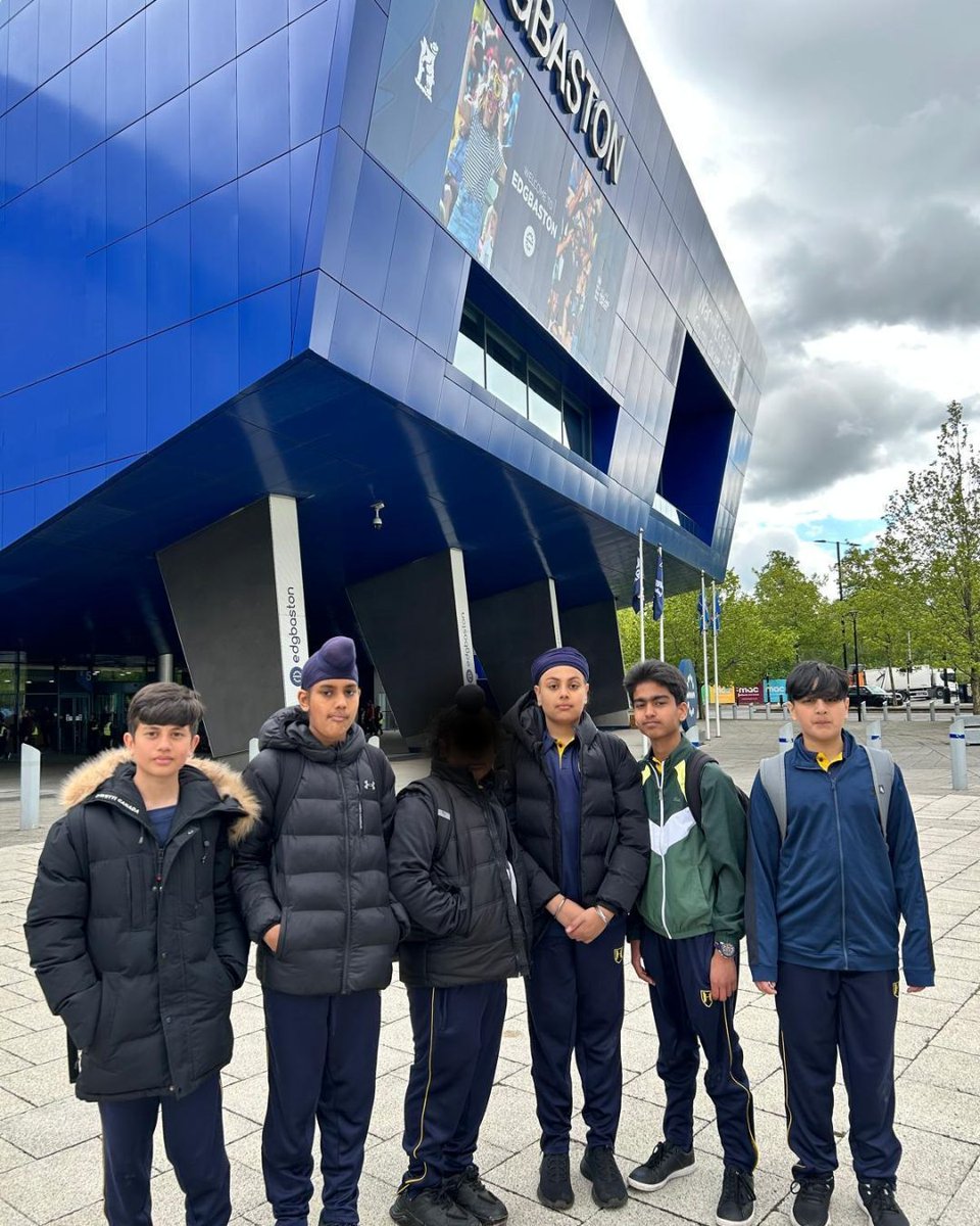 HamsteadHallAcademy tweet media