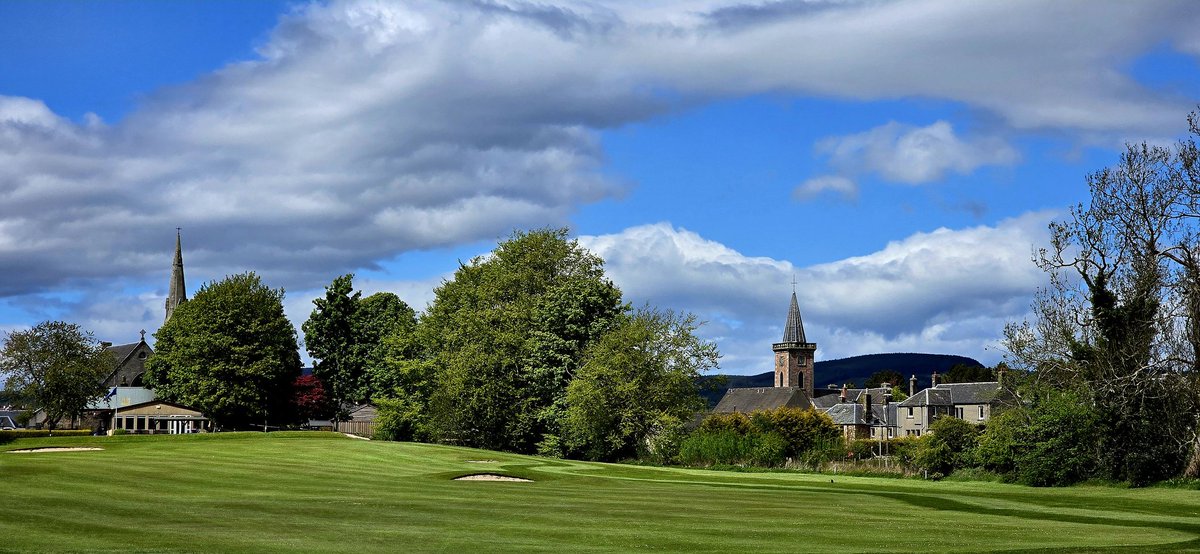 Quietbiglad's tweet photo. Lovely morning for a hit, some very tidy play too boot. The Open tomorrow, course very tidy and a good test for all entrants.
@MilnathortGC @ScottishGolf
#Best9holer #toughie #1over #speccy #Milnathort https://t.co/XJHmgot2g0