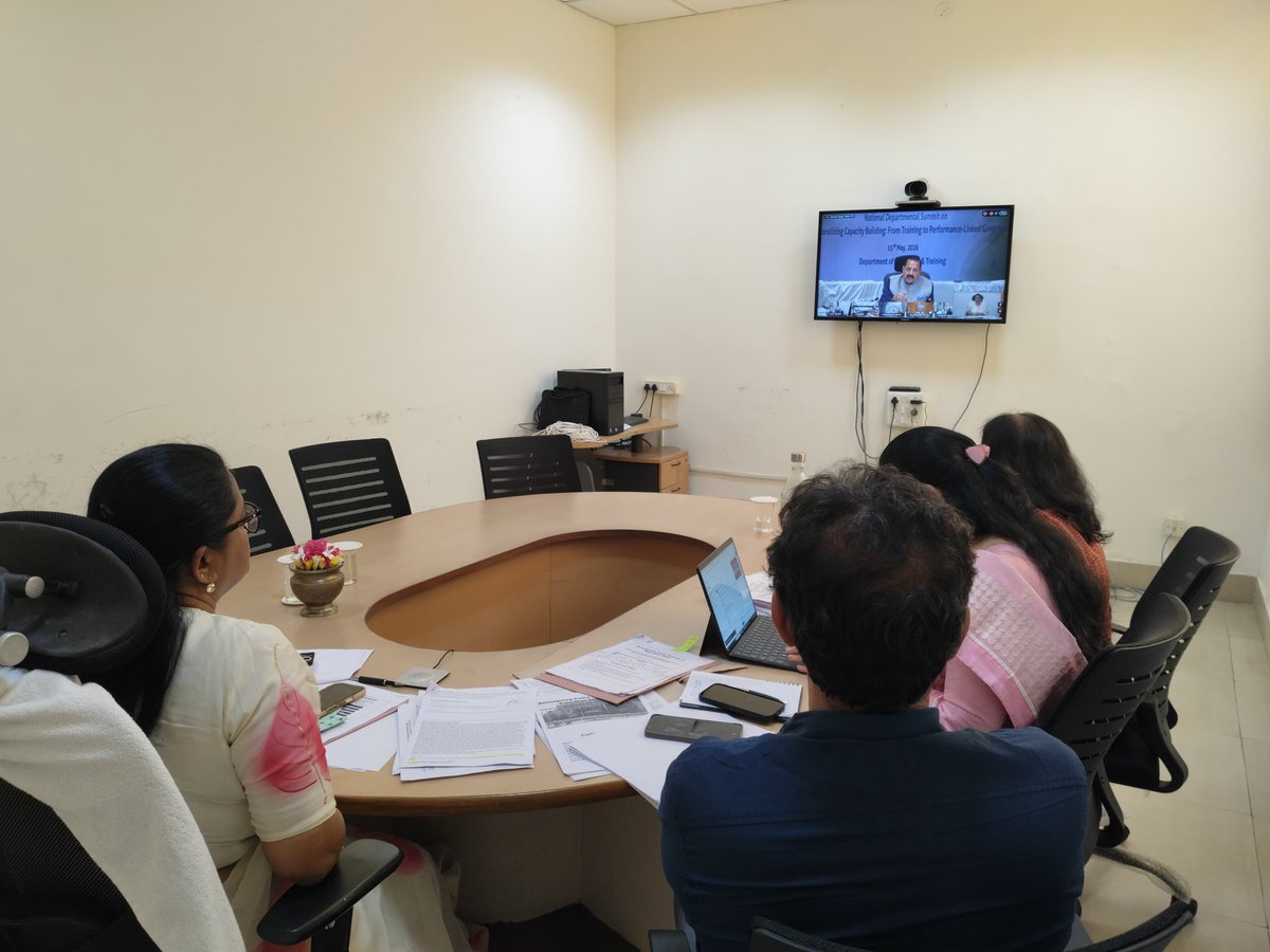 HcmRipa's tweet photo. Smt. Sreya Guha, DG HCM RIPA  and officers at DoPTs National Summit on Capacity Building, highlighted the State’s shift towards competency-based cadre training aligned with Mission Karmyogi. @iGOTKarmayogi @CBC_MK @DoPTGoI @svoruganti1466 https://t.co/i8xScaoFGM