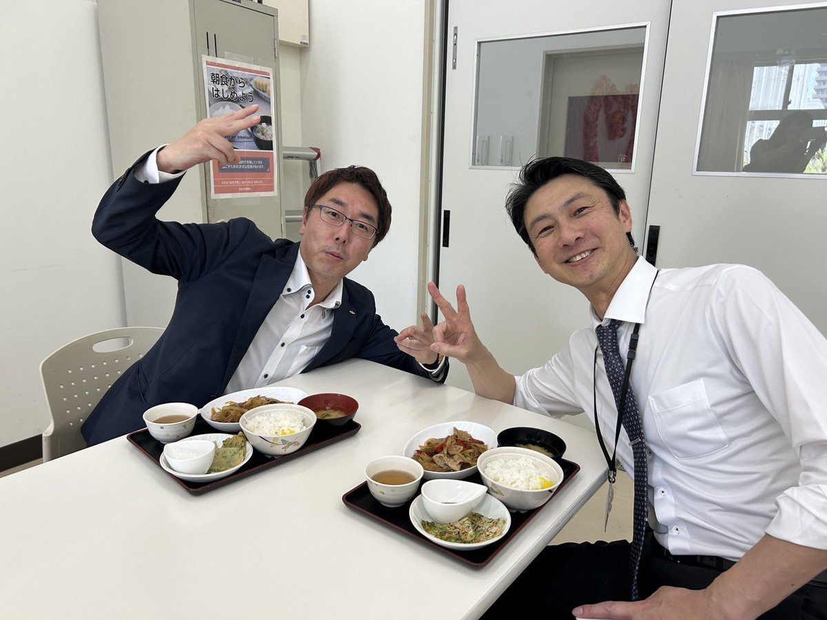 parentsbunin's tweet photo. 淀商業高校を訪問。

地域と連携した「淀翔モール」を通じて商業科での自分たちの学びがどのように役立つのかを体験できる教育活動を実践。

福祉ボランティア科では、大阪府内の公立高校で唯一の介護福祉士養成校として福祉に従事する人材を育成。

食堂のメシがうますぎた！

https://t.co/H7Pfi4rKXf

#大阪府教育委員会