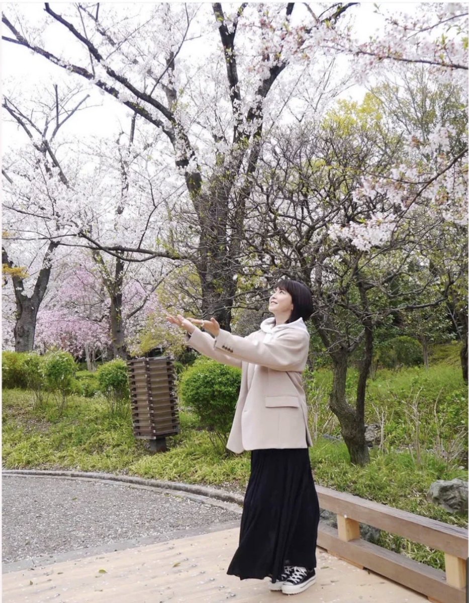 Dr.森高千里学者Ph.D.チサトロジスト®︎の森高千里論🇬🇧 tweet media