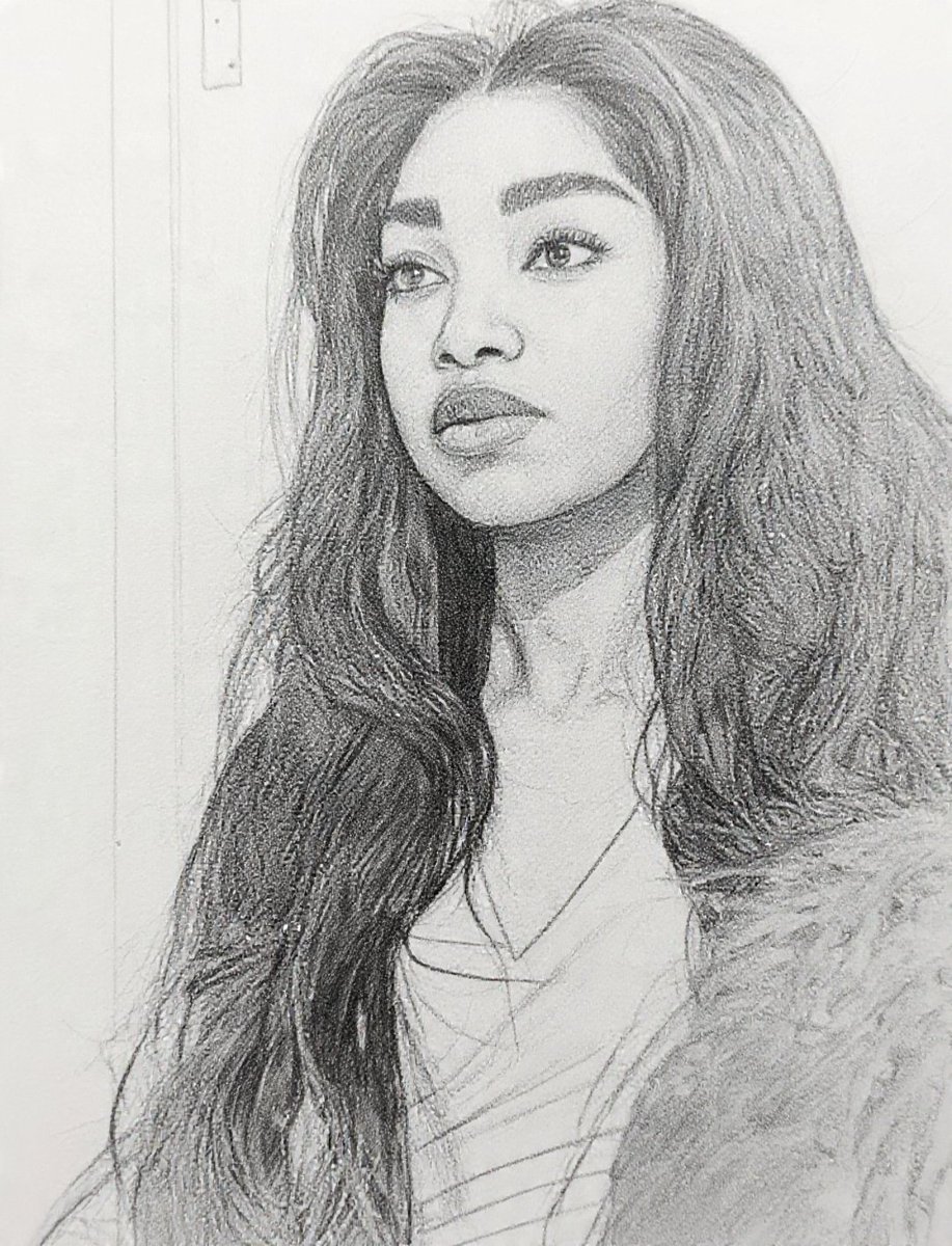 ThickiieY's tweet photo. Thandeka Tshabalala ❤️ 🇮🇹

UYATHANDEKA THANDEKA
DRAW QUEEN THANDEKA
#BelovedThandeka
#ThandekaIsPowerful https://t.co/y3u9qldO54