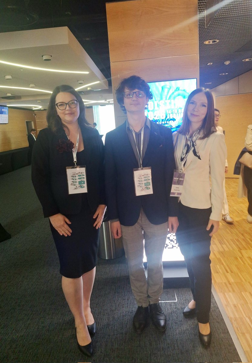 ann_oleksiak's tweet photo. Proud to represent Young Lipidologists Section of @PoLACongress at #POLSTIM.

#AF #atherosclerosis #PVD #CAD #residualrisk #CVrisk #lipids @PopiolekKalisz @maciejbanach @PawelMusz https://t.co/Bcwt7TUYBB
