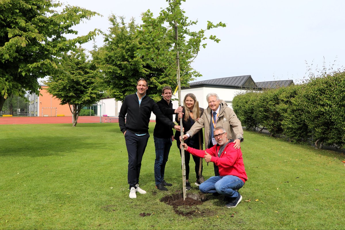 UEC_cycling's tweet photo. ๐ณ Tree no. 77 joins the #UECforest in Hรถchst (AUT) on the occasion of the 2026 UEC Indoor Cycling Junior European Championships.
A meaningful initiative that reflects the growing commitment of European cycling to sustainability and to building a lasting legacy beyond sport. ๐
Maps and info > https://t.co/3W4JytHVFP