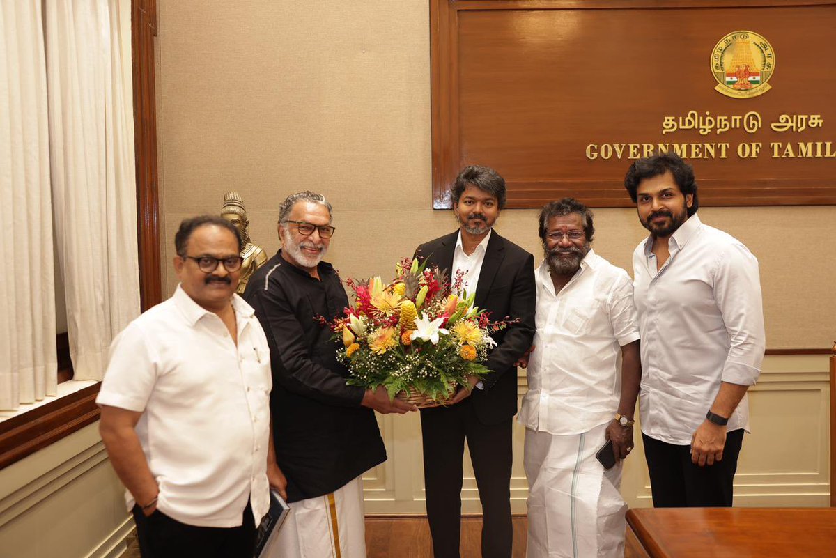 BraneeshB's tweet photo. Nadigar Sangam key members met @CMOTamilnadu @TVKPartyHQ and congratulated him 💐 https://t.co/1PQQ242TOM