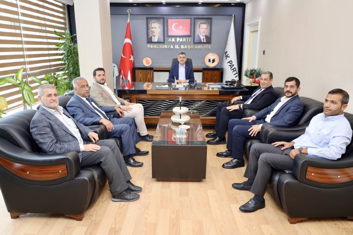 sezaicanbek's tweet photo. Cuma namazı sonrası Ak Parti İl Başkanımız @milhamigunbegi’nin çay davetine, Son İl Genel Meclisi Başkanımız  Mustafa Yavuz ile birlikte icabet ettik.
Göstermiş oldukları yakın ilgiden ötürü değerli Başkanımıza ve teşkilat üyesi arkadaşlarımıza teşekkür eder, çalışmalarında muvaffakiyetler dileriz.@abuyukgumus