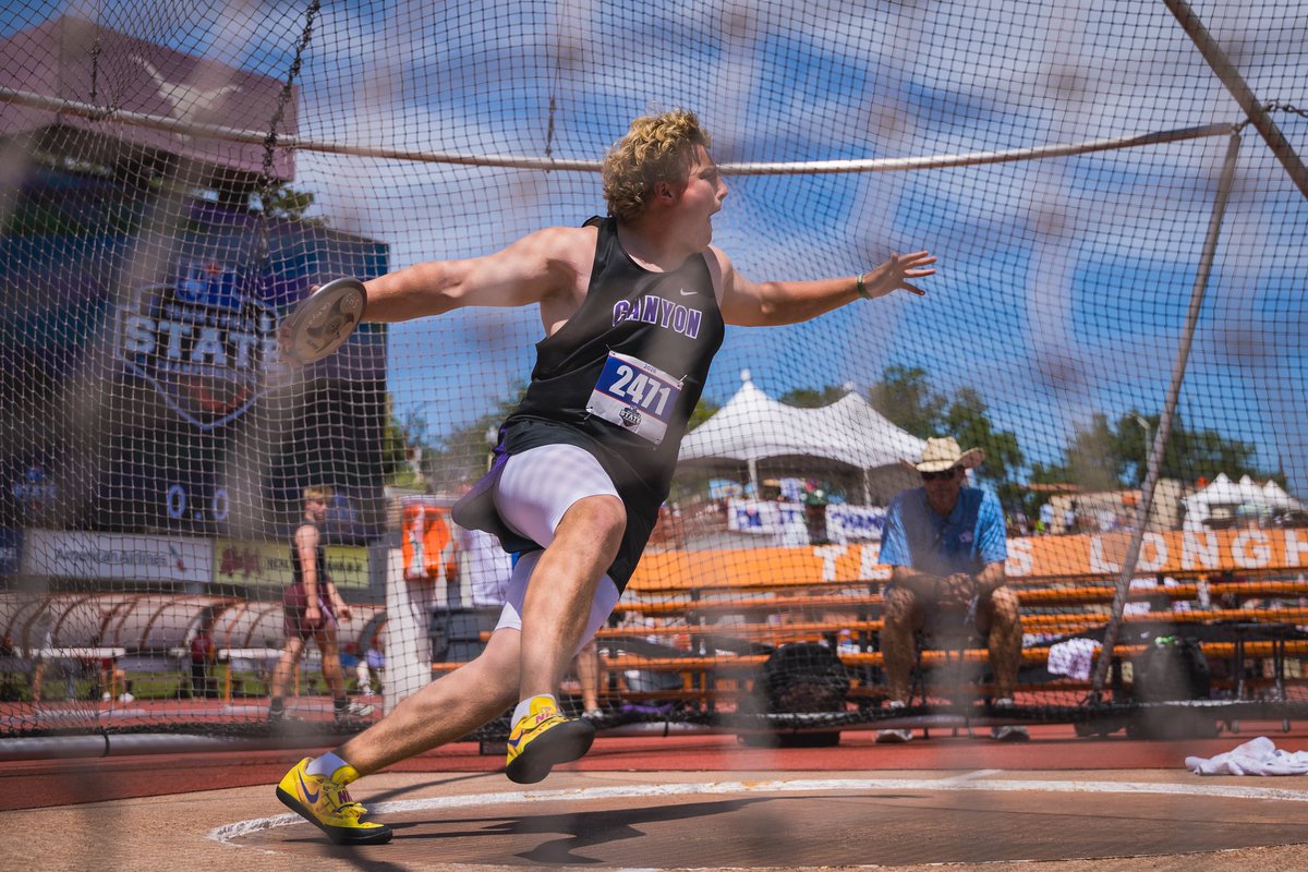 PressPassSports's tweet photo. Complete team effort soars Canyon to first ever UIL Class 4A state track and field championship #UILState .. 📸 @lildaverickson. 
🔗 https://t.co/Qq5qZd82TK https://t.co/1scVBCNa8X