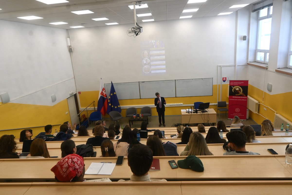 France en Slovaquie 🇫🇷 🇪🇺 tweet media