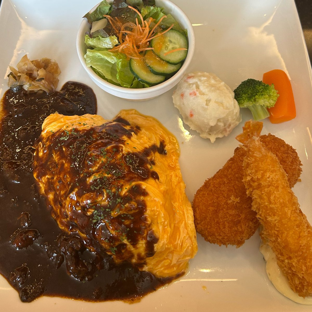 ゆきな tweet media