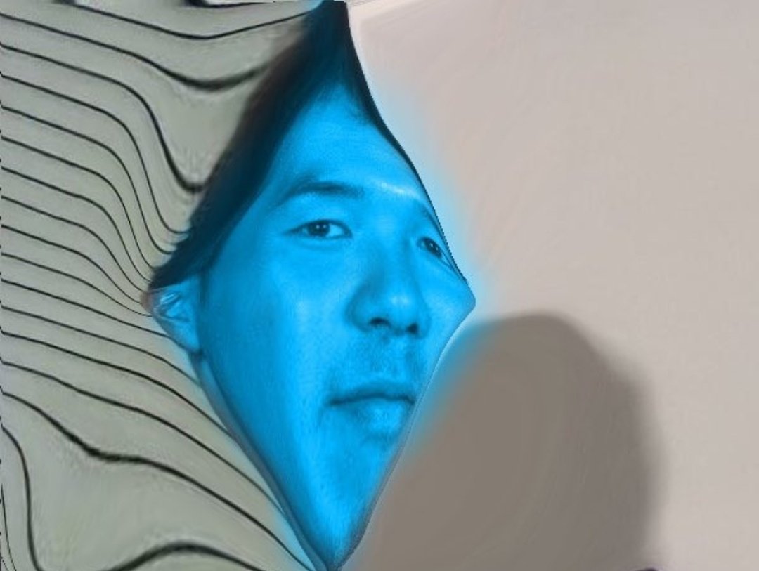 バム tweet media