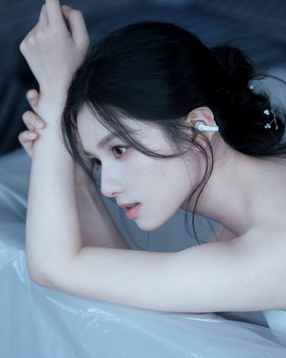 rina tweet media