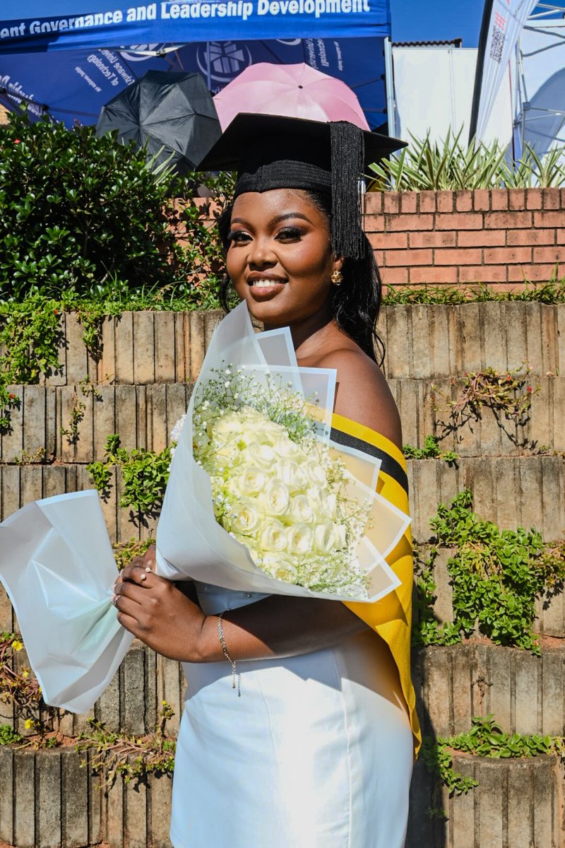 TUTfm_962's tweet photo. Mbombela is filled with pride, joy and celebration as we honor the incredible achievements of our graduates today! From late-night studying to walking across the stage, this moment belongs to you. Congratulations class of 2026! ๐๐
#TUTMbombela #TUTGraduation2026 #TUTFM962 https://t.co/qHafsV6MUi