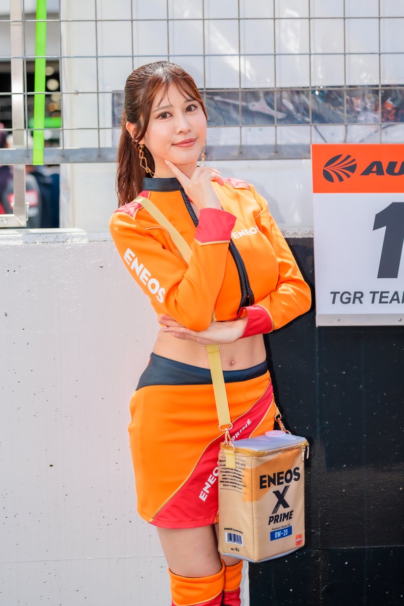 RockMan_Kazu's tweet photo. 2026 AUTOBACS SUPER GT Rd.2 FUJI
#ROOKIERacing
#ENEOSGIRLS
#夏実晴香 さん✨@writer_tsunakan
写真の対応ありがとうございました😃
#ツナ缶
#SUPERGT #RA #レースアンバサダー #RQ https://t.co/9a2mr0bETB