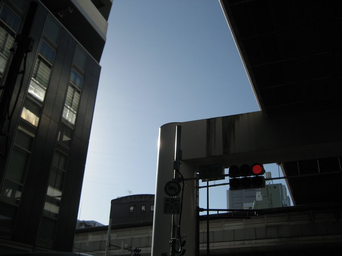 fox_k12's tweet photo. #キリトリセカイ
#写真が好き
#ファインダー越しの私の世界　
#写真の奏でる私の世界　
#コンデジ　
#GR 
#オールドコンデジ　
#IXY digital 70 
#過去写真 https://t.co/mBrbvuEN10