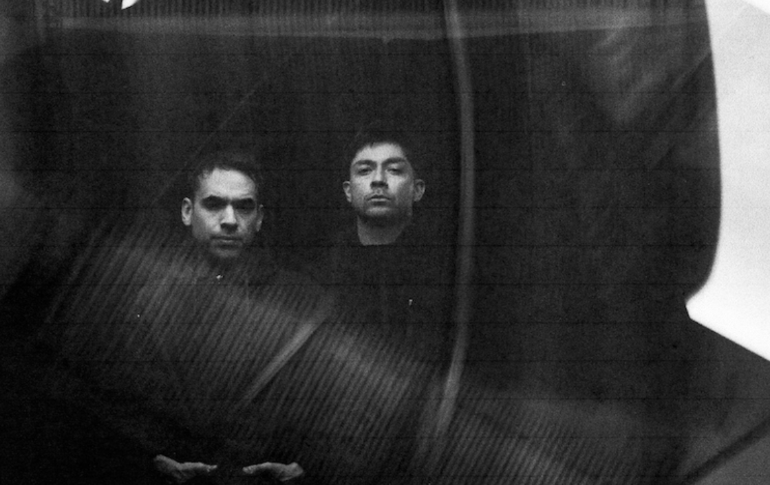 DailyListening's tweet photo. John Kunkel (@TheNewDivision / @johngrandmusic) &amp; Alex Gonzales (@matteblvckus) team up for new electronic project, UNTER STRØM. 🎛️

Listen to new track, "Orynth" now: https://t.co/BA2jEj11cd https://t.co/XLUYKYxalD