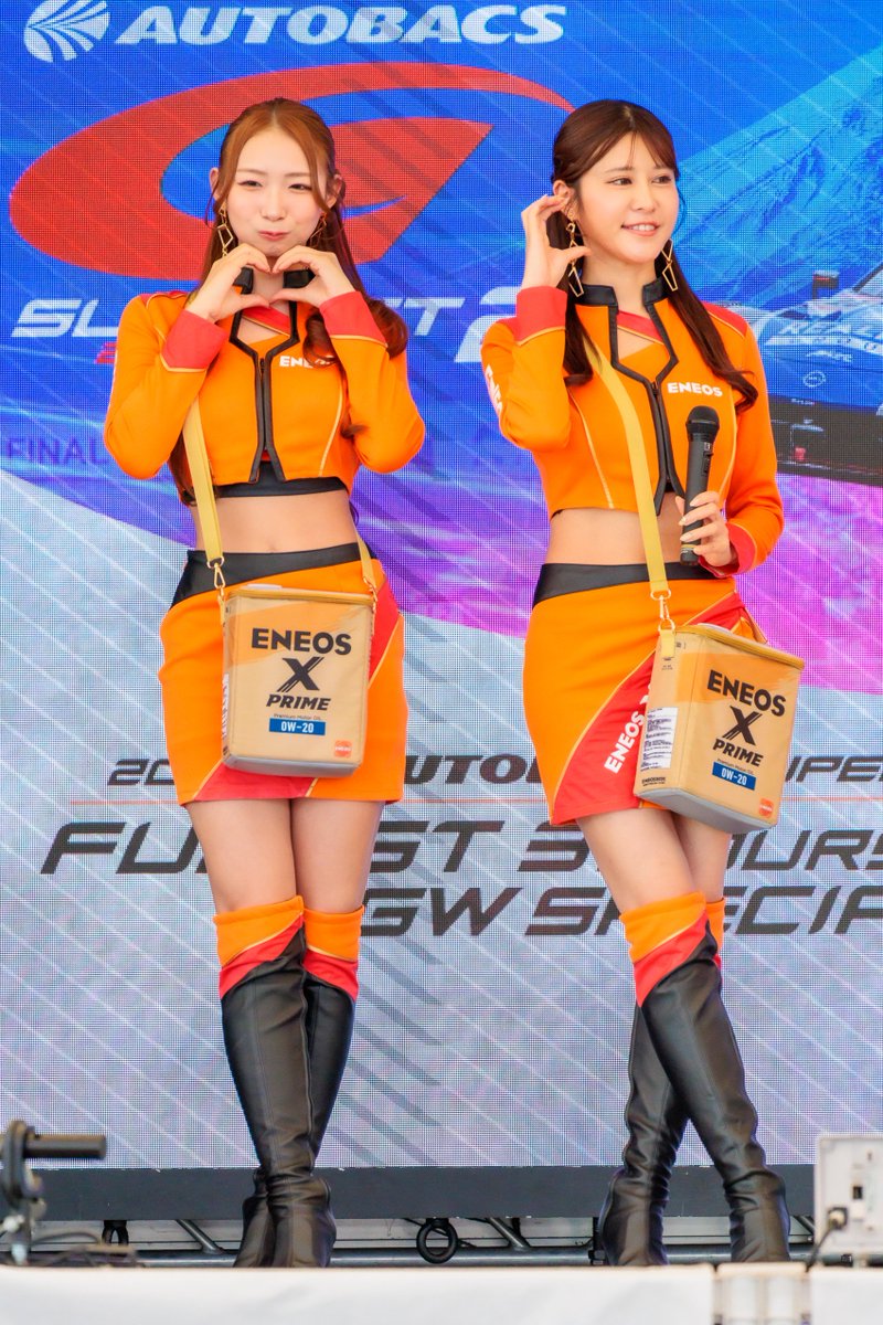 RockMan_Kazu's tweet photo. 2026 AUTOBACS SUPER GT Rd.2 FUJI
#ROOKIERacing
#ENEOSGIRLS
#夏実晴香 さん✨@writer_tsunakan
#うらら さん✨@rararaurara10
#SUPERGT #RA #レースアンバサダー #RQ https://t.co/tN96tzkyHg
