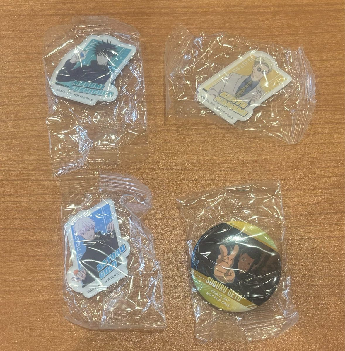 atee_min's tweet photo. 【交換】呪術廻戦 くら寿司 ビッくらポン アクリルスタンド

求:アクリルスタンド 乙骨憂太 

譲:アクリルステッカー 五条悟、伏黒恵、七海健人
缶バッジ 夏油傑

福岡市手渡し可
郵送可

ご不快でなければ 当方2:1での交換も可能です。
難しいかと思いますが、お気軽にお声掛けください。🙇🏻‍♀️ https://t.co/qQhQk38rNM