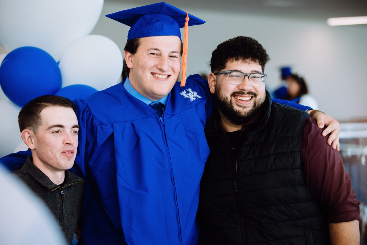 kentuckyalumni's tweet photo. Over 5,100 Wildcats joined the UK Alumni family last weekend! We think they’ll fit right in 📷
A full gallery from the commencement ceremonies is available at https://t.co/bYMBMLmqGN. https://t.co/pWl6AxB42t