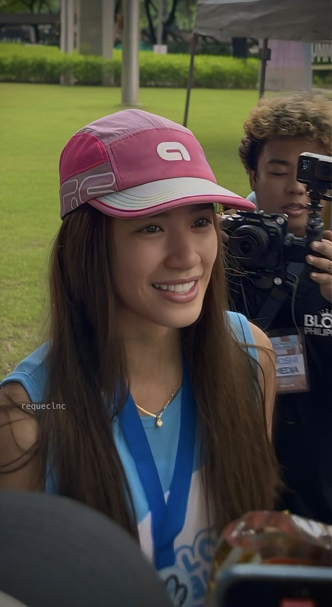 requeclnc's tweet photo. may we all secure this sporty running cap by itโs Arc ๐๐ป same worn by Aiah in pink (in teal too!)
#ITSOURS https://t.co/XtEK01IPPg