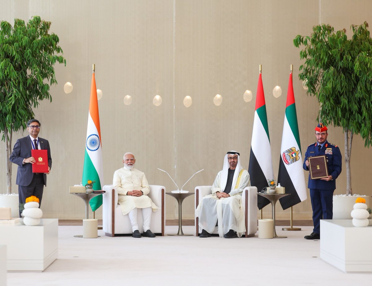 Narendra Modi tweet media