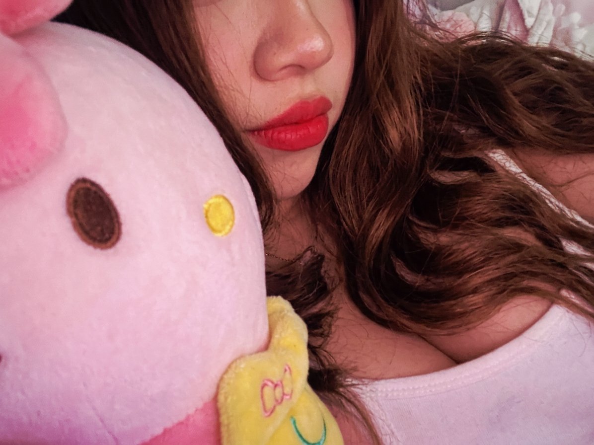 sofisunnn's tweet photo. bien calientita y sola tmbn 😿. https://t.co/LCGTfOVcgX
