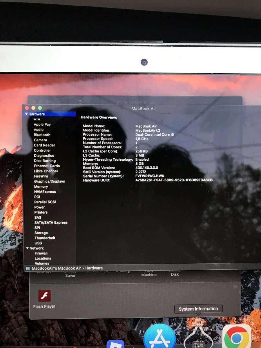 M_witin's tweet photo. macbook air 2017 8/128 gb 4,2 nego dikittt yu , lagi bu https://t.co/nDtf94syrb