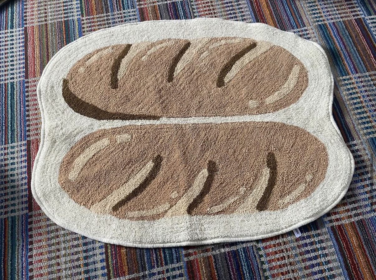 rianixxi's tweet photo. Salah satu barang impian aku kalo nanti punya rumah milik sendiri tuh ini 😍 punya karpet yg beraneka ragam motifnya 🥰 https://t.co/UEzADTNMT5