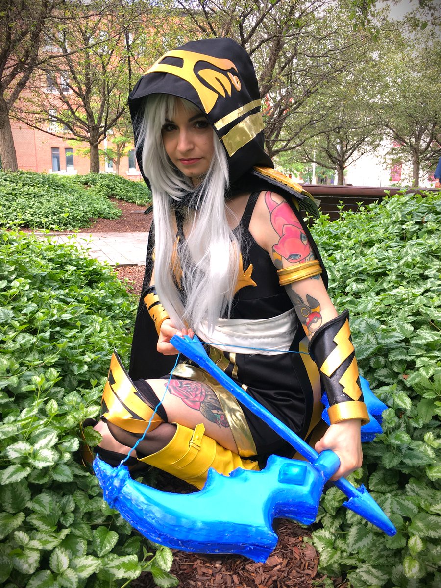 GDICommander's tweet photo. For this cosplay photoshoot throwback post, I am going back to 2017 in my first year as a photographer when I was giving shoots to my friends and people close to me!

Here is Créations Kytara as Ashe from League of Legends! https://t.co/WfvBsetufG