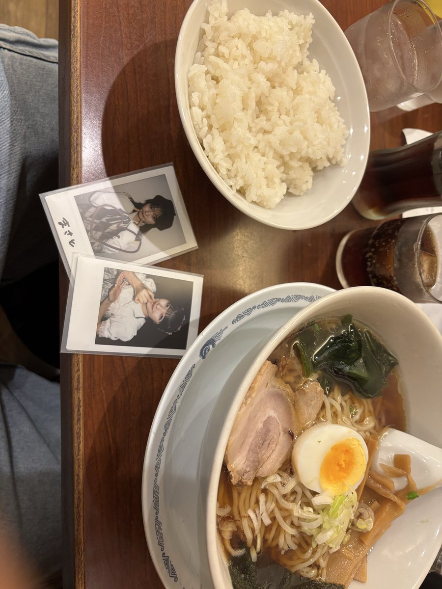 Dmanmon's tweet photo. チェキ飯 https://t.co/vASvNgJ6FI