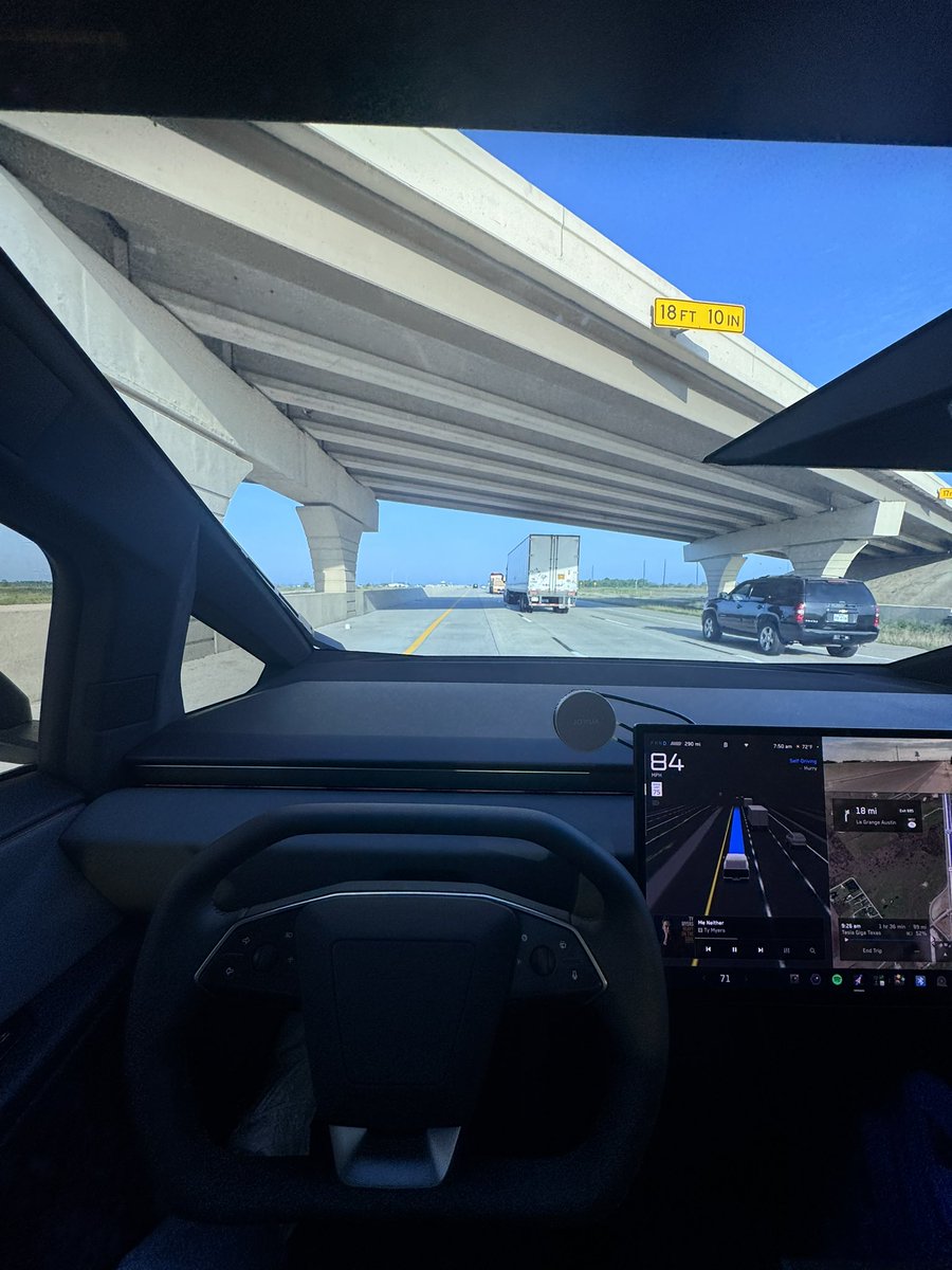 TeslaTravels tweet media