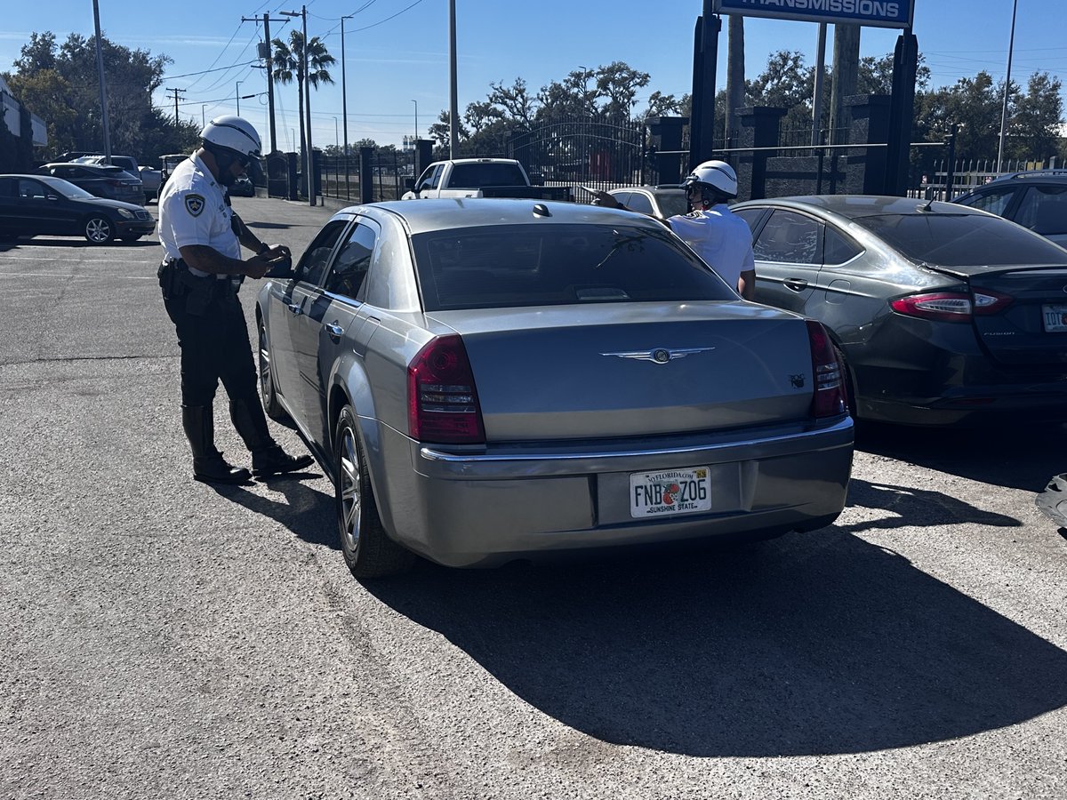 HCSOSheriff's tweet photo. #teamHCSO is working to keep our roads safer by targeting speeding and reckless driving across Hillsborough County.

Speed limits are there for a reason. Slowing down helps protect drivers, passengers, pedestrians, and everyone sharing the road #FDOT https://t.co/eRDGWeWI6B