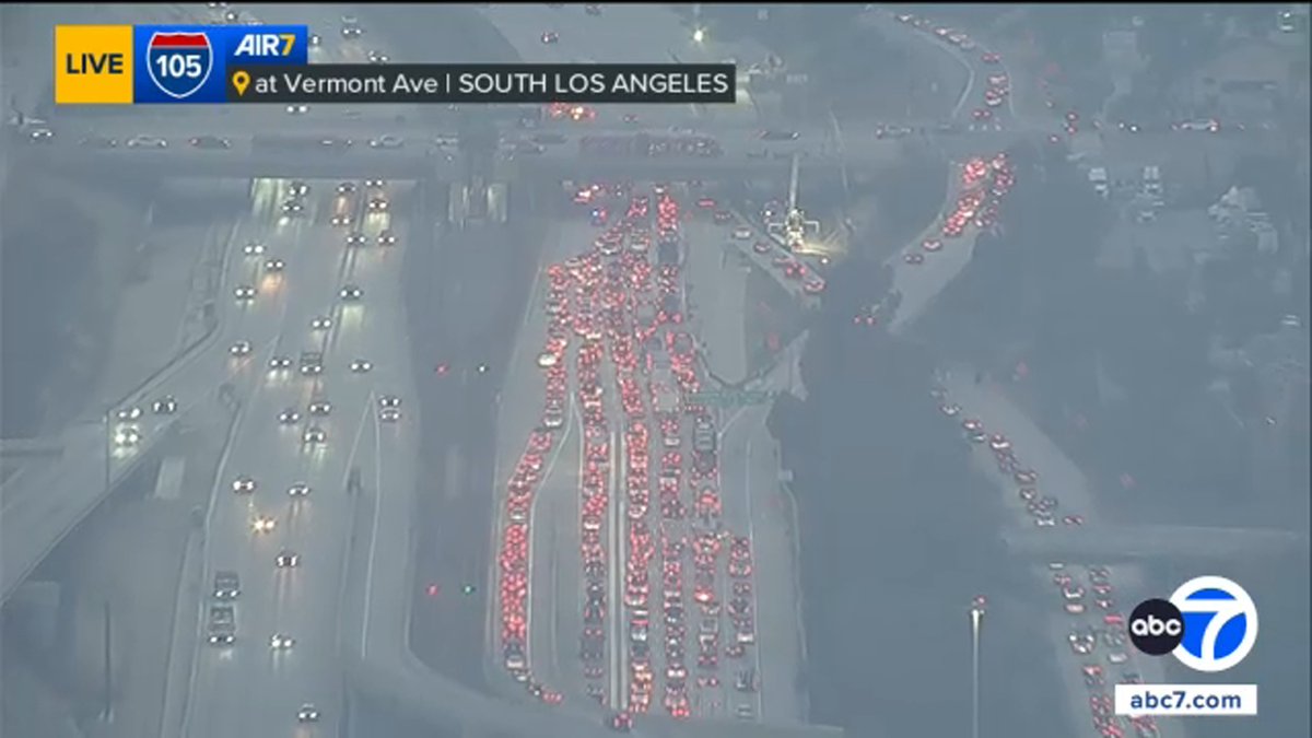 ABC7 Eyewitness News tweet media