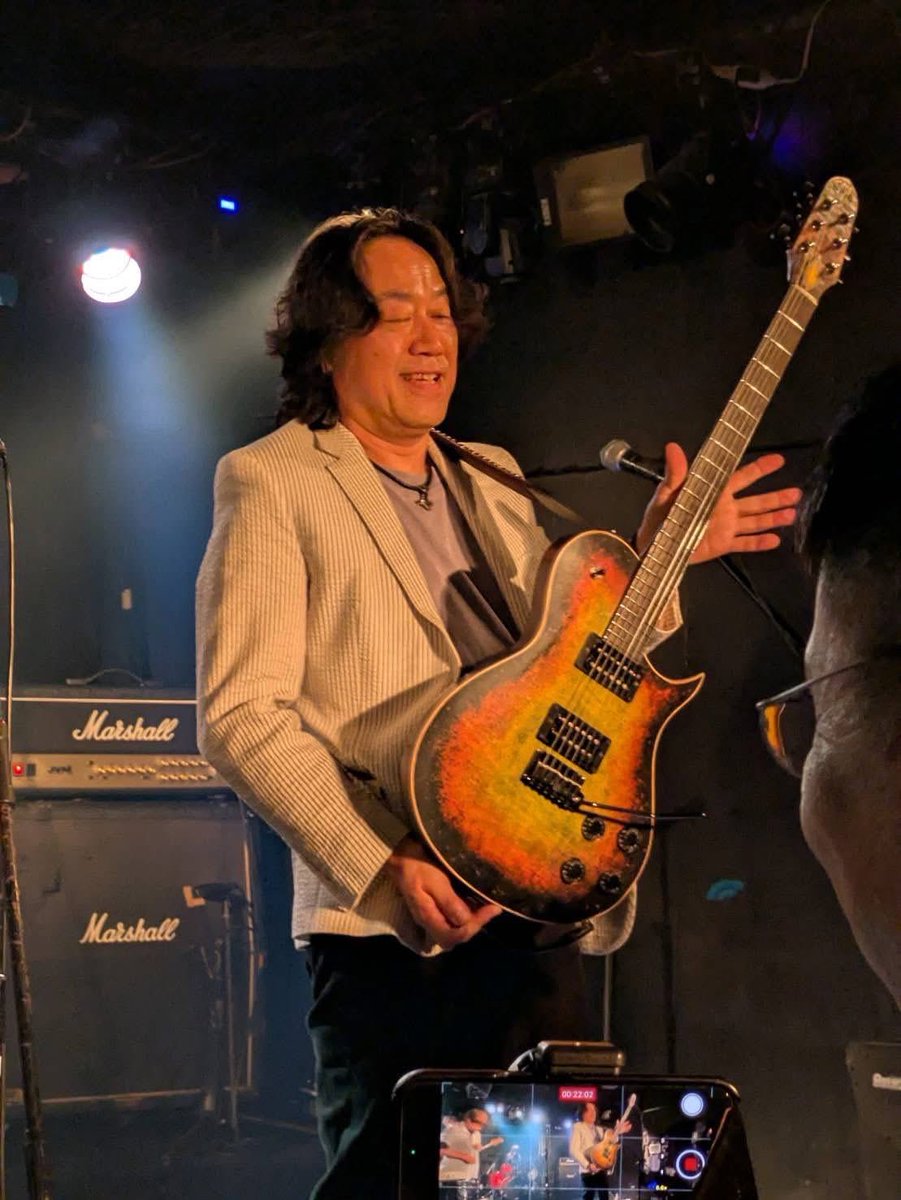 artzrockartz's tweet photo. 一緒にバンドやってるギタリストsiraiこと白井寛之さんがサウンドメッセ2026に出店します。
ブースはLuthiers Zone L38   sgt
関西の方、大阪に用事のある方は是非足を運んで下さい〜😃
#サウンドメッセ
#soundmesse2026
#大阪南港
#sgt
#キクタニミュージック https://t.co/pMHNRWlPZG