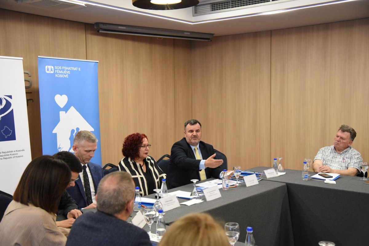 kosombudsperson's tweet photo. On the occassion of International Family Day, Ombudsman Qelaj said that this day reminds us that the family remains the main foundation of society and that every family should enjoy institutional support and economic security, with dignity. https://t.co/DEwvbQSjH2