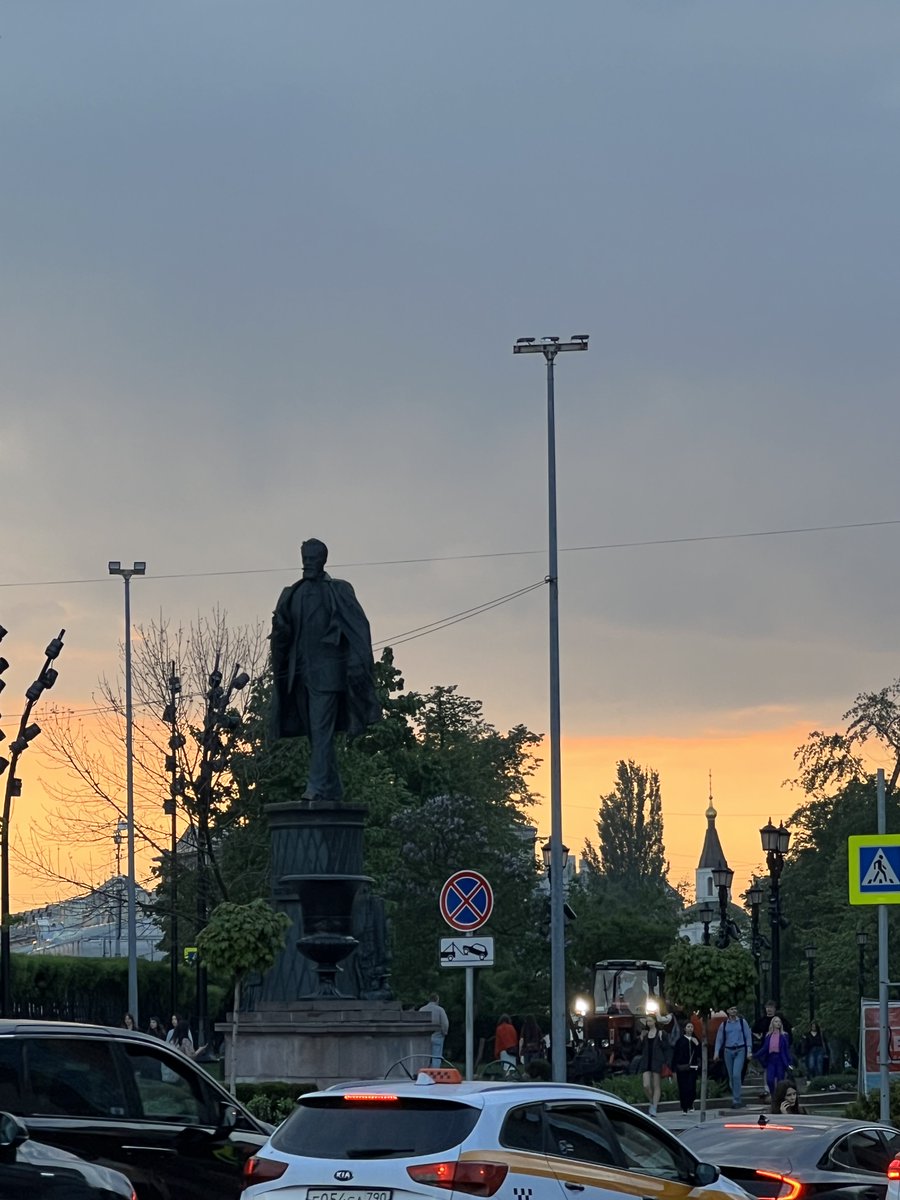 alleshov's tweet photo. #MoscowSpring #Russia https://t.co/1rogiLxfvA