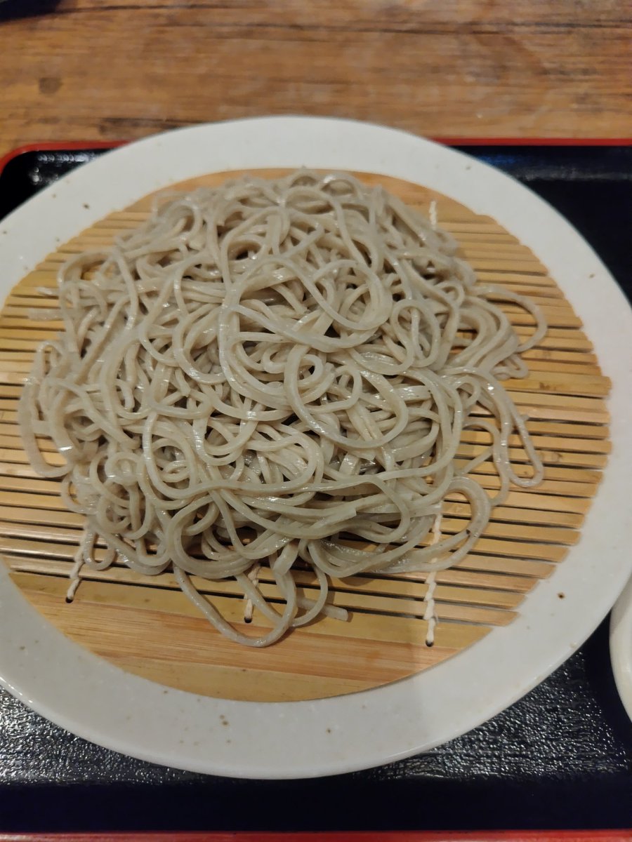 UsoRoku38's tweet photo. 盛岡出張😀
お昼のやまや、美味しかったけど
こちらもまた美味しい。
盛岡サイコー😆
#盛岡 #蕎麦 #金時 https://t.co/yprj8OTBW0