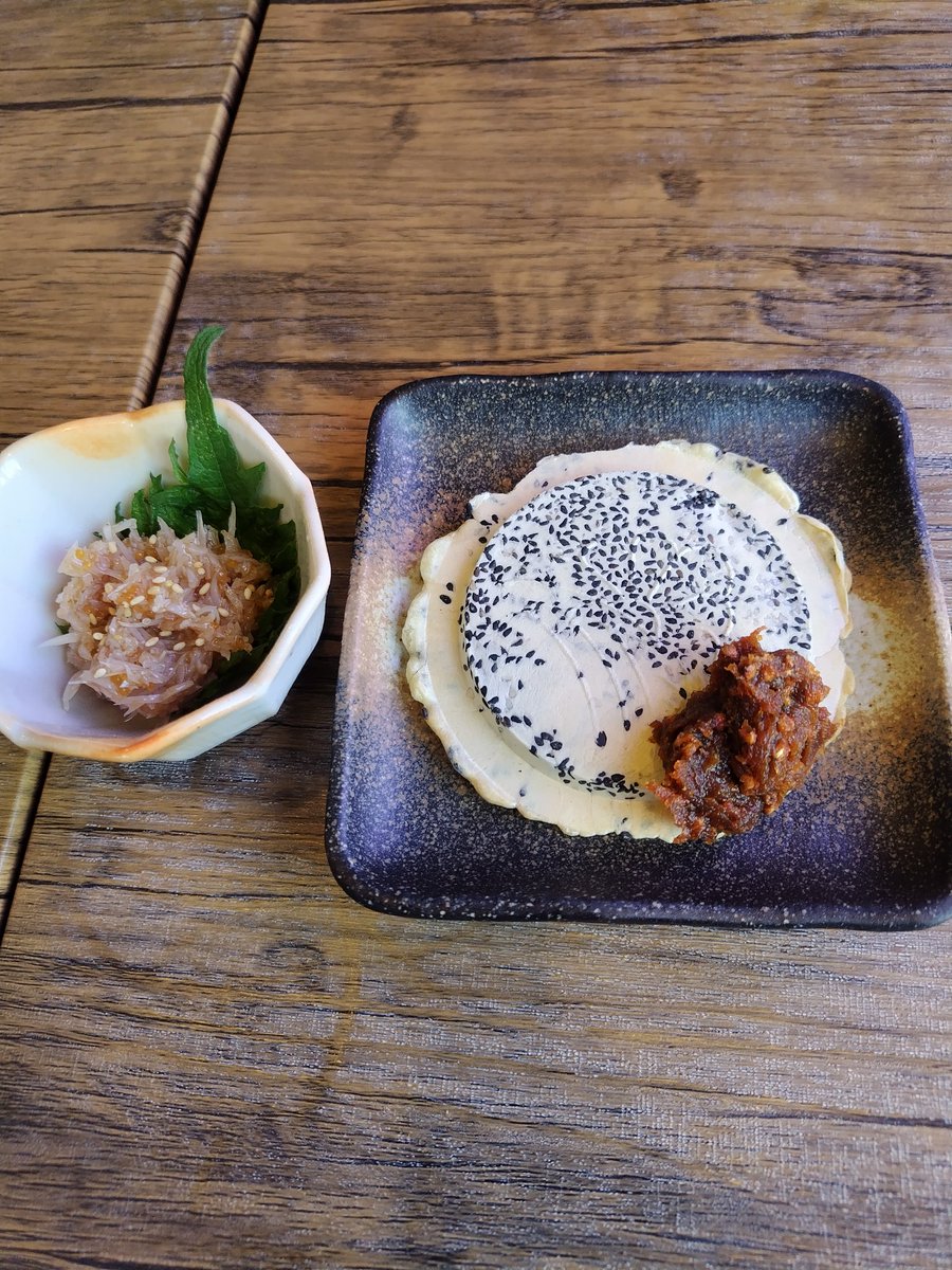 UsoRoku38's tweet photo. 盛岡出張😀
お昼のやまや、美味しかったけど
こちらもまた美味しい。
盛岡サイコー😆
#盛岡 #蕎麦 #金時 https://t.co/yprj8OTBW0