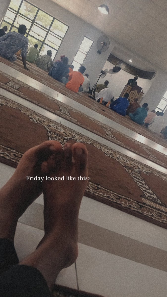 ridwanom8's tweet photo. A Random Friday in OOU
#lastdaysinoou https://t.co/0O9AMRmnXL